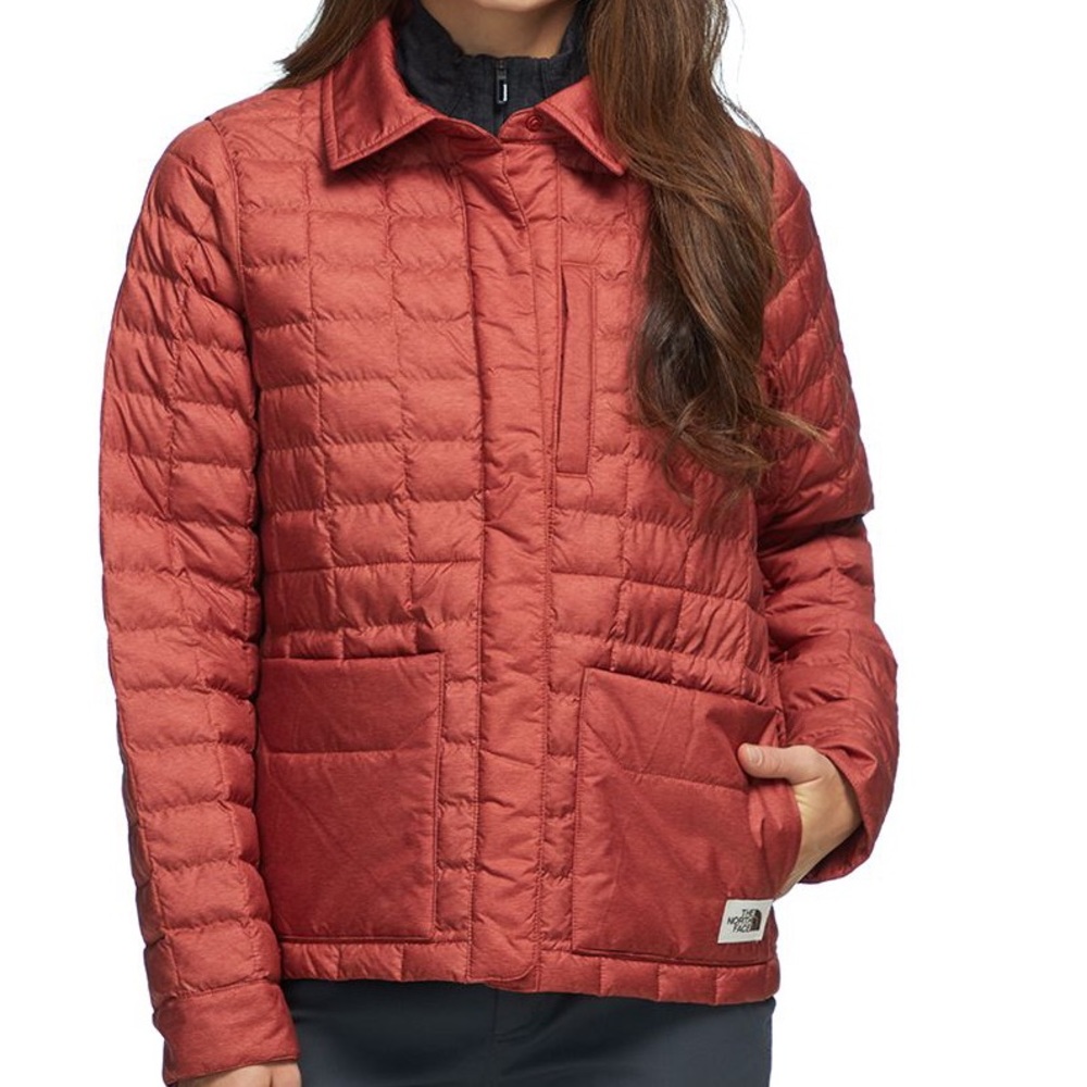 The North Face women size M ThermoBall Eco Snap puffer jacket patch pocket
